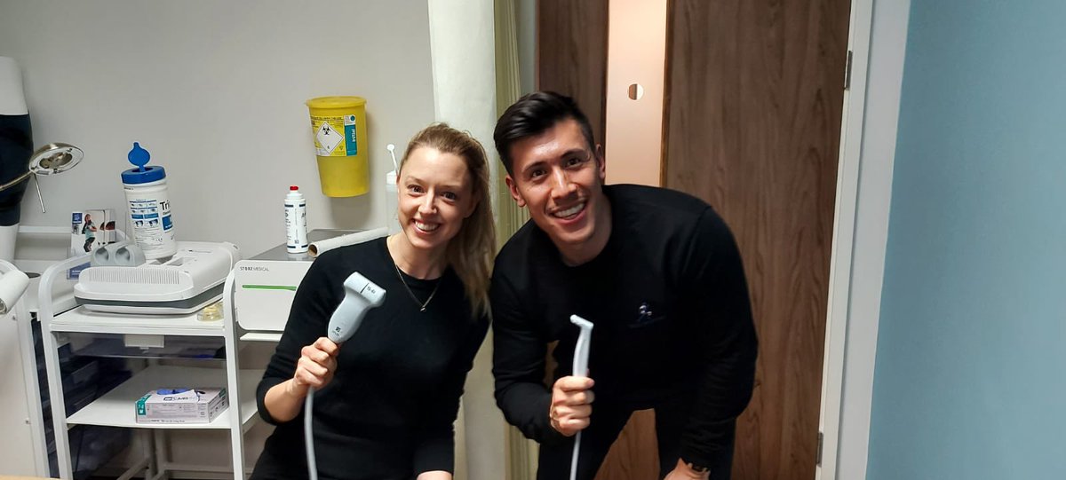 LiamChong92's tweet photo. Great to have @CorbettAlice in clinic yesterday evening for some U/S training with @function2fitnes - apologies for the 🦶 smell - I’d been on my feet since 6am 🤷🏽‍♂️🤣 #footmodel https://t.co/Z59YdrzQrB