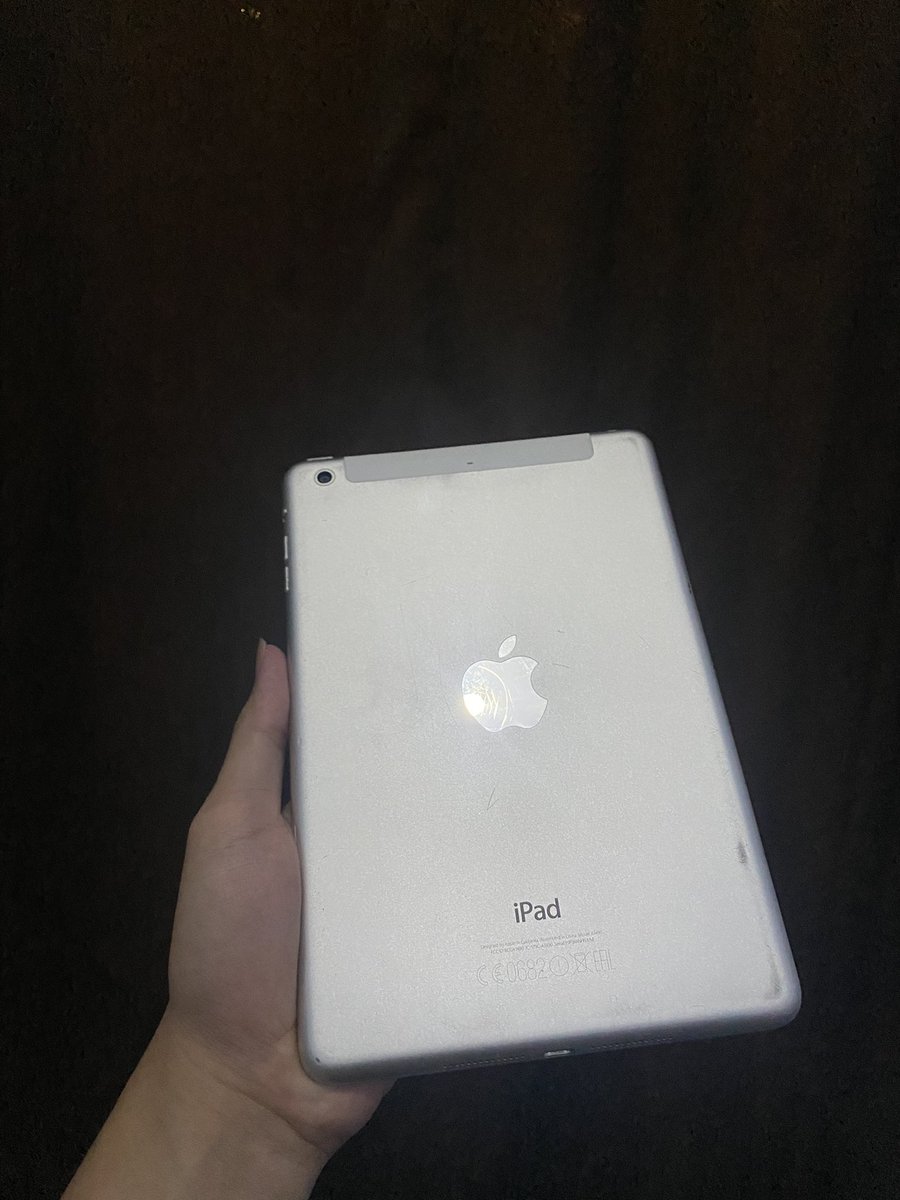 Galaliell's tweet photo. Di jual ipad mini 2 32gb wifi
Kondisi bypass premium
Bisa login icloud
Fungsi semua nya normal
Bebas nyala mati
Batre health 98%
3utools 100%

Jual 1.500.000
Bisa shopee
#jualipad #zonauang #jualipadsecond #ipadsecond #ipadmurah #jualipadmini https://t.co/BjfDrgd2ZI