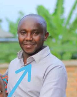 CollegeRukara's tweet photo. It is with our deepest sorrow , we are informing the death of Mr.Albert Runyange. He passed away yesterday in Nyamasheke Hospital. He was an Ass.L.Of history. Deepest condolences !!! R.I.P Albert
@UR_CoE @Uni_Rwanda https://t.co/TVNEKKiWWC