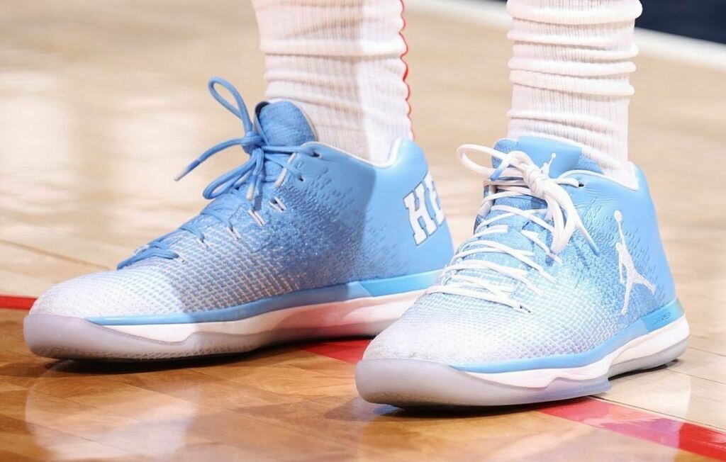 kickspotting's tweet photo. Jordan 31 low sighting on @trezz_6 🔥
#jordan #jordan31 #aj31 #unc #tarheels #kickspotting #nbakicks https://t.co/vNb31PRrUM https://t.co/tmebSOOI9P