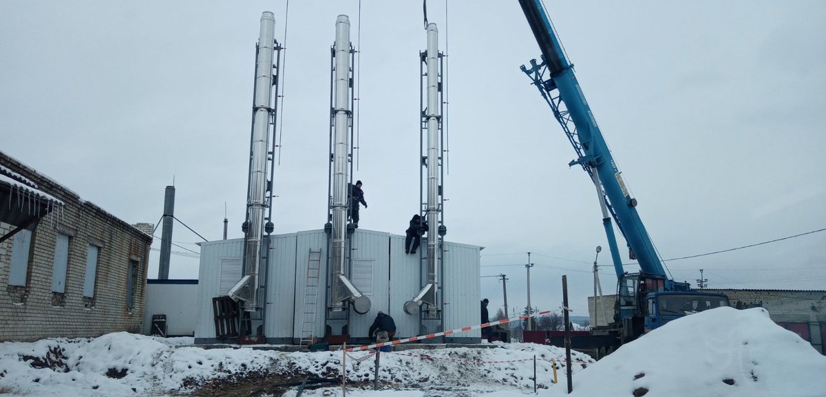 В рабочем поселке Карсун Корпорация развития коммунального комплекса Ульяновской области установила новую блочно-модульную котельную мощностью 2,2 МВт, которая предназначена для теплоснабжения комплекса центральной районной больницы