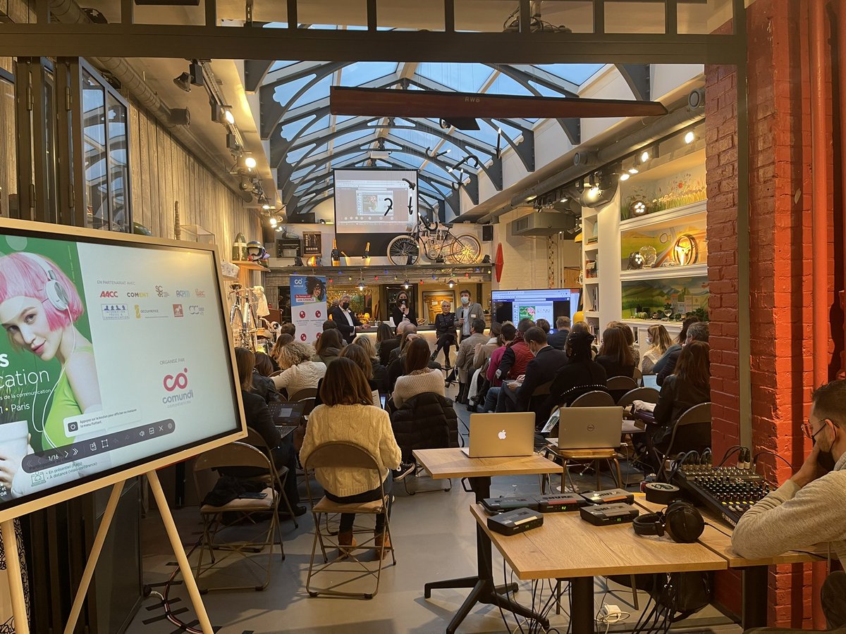 ComundiActu's tweet photo. C’est parti pour la 17ème conférence de #tendancescommunication !

Merci à tous les participants et à nos partenaires  @syndicat_RP @enlOccurrence @Superception @ilec_asso @AACClive @clubdelacom_ @ACPMFrance @CometEntreprise @infopressecom 👏

#communication https://t.co/h6LkVfgse2