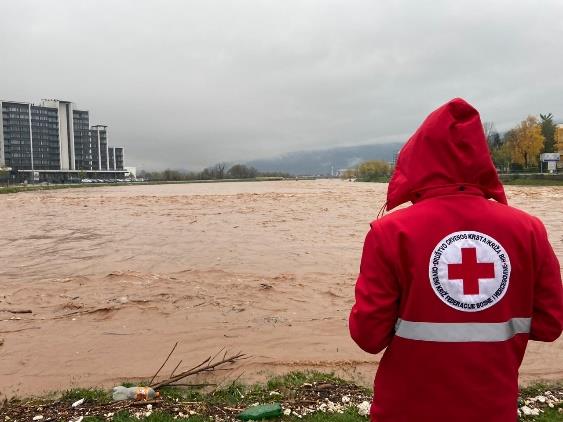 Due to recent flash floods, <a href="/IFRC/">IFRC</a> has released 112,812 Swiss francs from its Disaster Relief Emergency Fund (<a href="/IFRC_DREF/">IFRC-DREF</a>) to help the Red Cross in Bosnia and Herzegovina assist 2,600 people with drinking water, food, medicine, hygiene and household items.