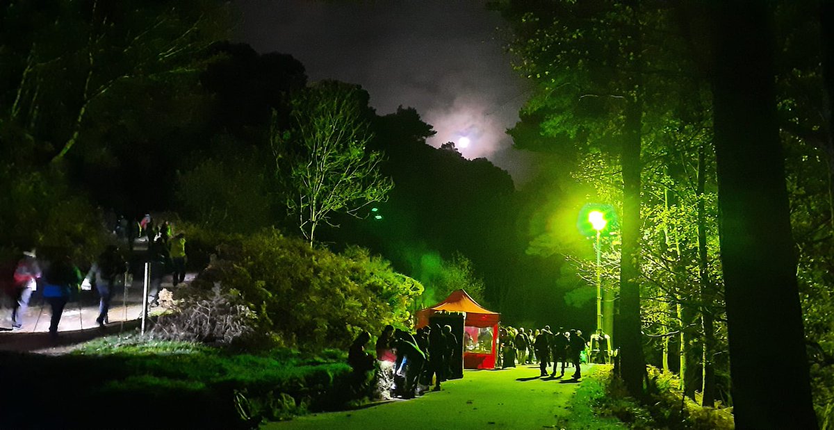 What a SUPER day/night on Saturday for the Moonlight Challenge. A HUGE thank you to all the participants. The Moon was shining bright and the atmosphere throughout the night was incredible. Hopefully we'll be back to full capacity on Nov 12th next year. 🥾🚶‍♀️