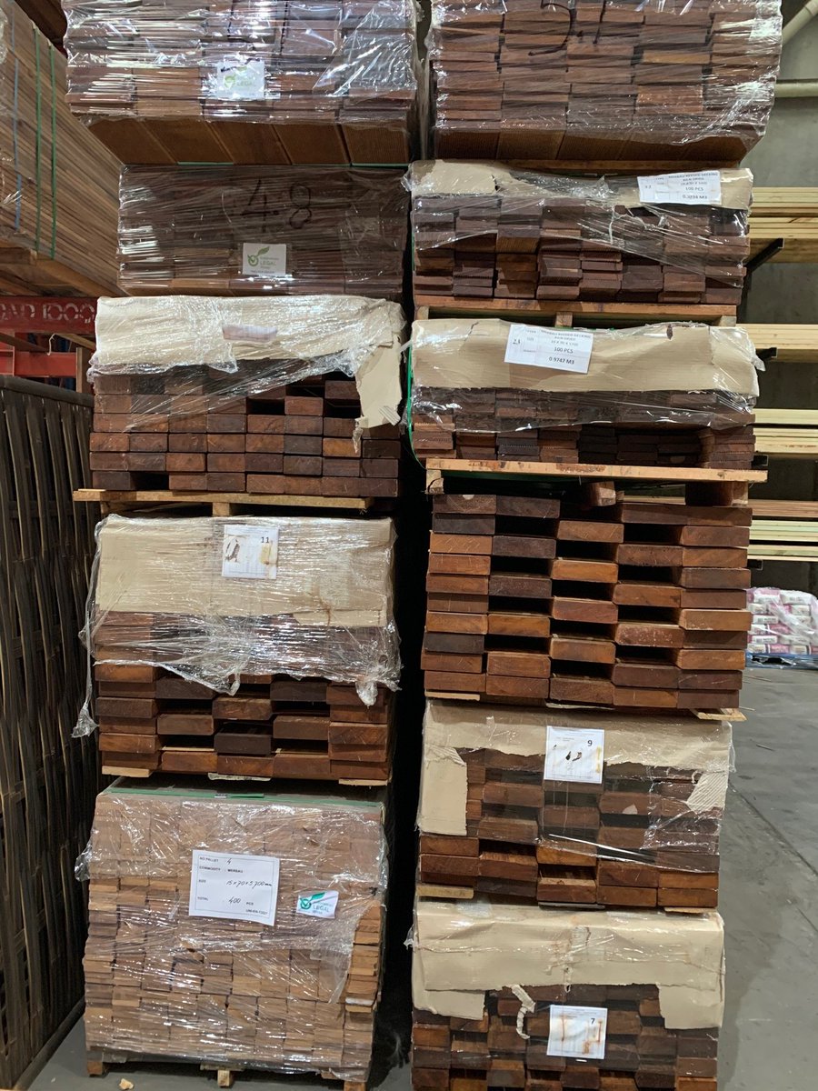 merbaudeckingt1's tweet photo. New Stock Arrived!
Merbau Dar is a trendy hardwood choice for its colour and grain. It can be used as feature beams, fencing, gates, pergolas, exterior furniture, screenings and veranda.
https://t.co/x7PsSDsfxy
#merbau #merbaudar #dar #merbaudarMelbourne https://t.co/oRyN6IxYbA