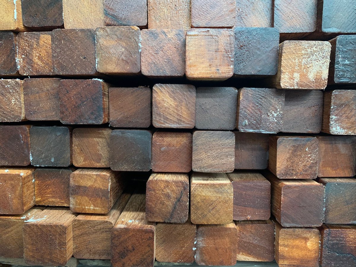 merbaudeckingt1's tweet photo. New Stock Arrived!
Merbau Dar is a trendy hardwood choice for its colour and grain. It can be used as feature beams, fencing, gates, pergolas, exterior furniture, screenings and veranda.
https://t.co/x7PsSDsfxy
#merbau #merbaudar #dar #merbaudarMelbourne https://t.co/oRyN6IxYbA
