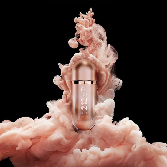 PetalsCosmetics's tweet photo. Carolina Herrera 212 VIP Rosé is a fragrance with a vibrant opening of Champagne Rosé, complemented by the light of Peach blossom and a joyfully feminine base of radiant Amber and Queenwood notes.Ladies get a bottle today.#carolinaherrera #212viprose #petalscosmetics #perfumes https://t.co/H8w8X31ygR
