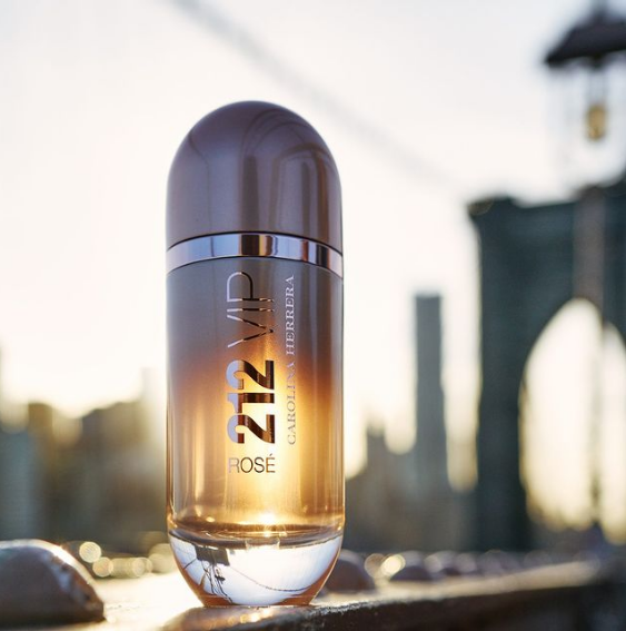 PetalsCosmetics's tweet photo. Carolina Herrera 212 VIP Rosé is a fragrance with a vibrant opening of Champagne Rosé, complemented by the light of Peach blossom and a joyfully feminine base of radiant Amber and Queenwood notes.Ladies get a bottle today.#carolinaherrera #212viprose #petalscosmetics #perfumes https://t.co/H8w8X31ygR