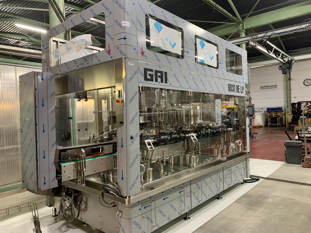 [INSTALLATION] 🛠️

Un nouveau monobloc rinçage-tirage-bouchage electropneumatique d’une cadence de 6000bh fraîchement livré et installé chez un prestigieux client en Provence.