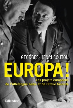 Storiavoce's tweet photo. 📚PODCAST| Dans un livre qui fera date, G. H. Soutou analyse les projets européens de l'Allemagne nazie et de l'Italie fasciste et renouvelle l'histoire de la #WWII. Il est l'invité de @Ch_DICKES 👉RDV sur https://t.co/VaKiSAgHDP @Ed_Tallandier @ASMP_officiel @Sorbonne_Univ_ https://t.co/QWwvPZE9h5