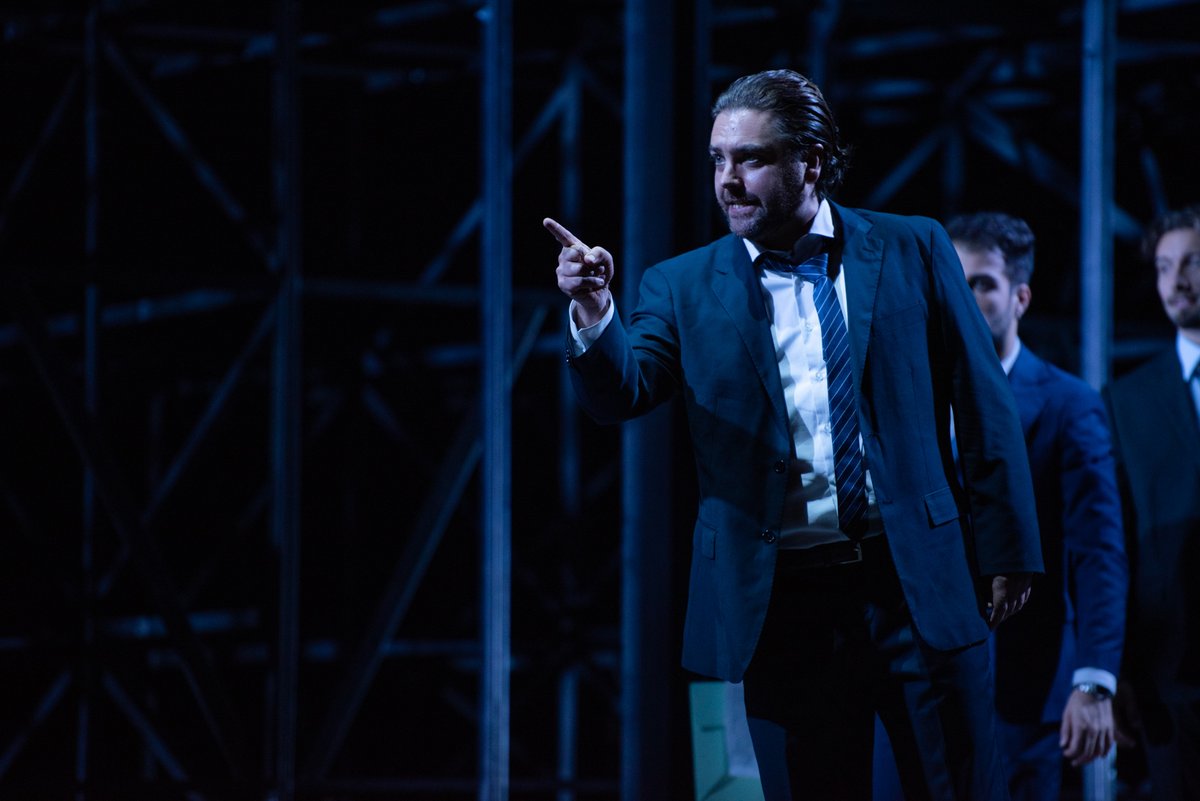 OperaRoma's tweet photo. “Julius Caesar” di #GiorgioBattistelli resta in scena al Teatro Costanzi fino al 28 novembre: sul podio #DanieleGatti, regia di #RobertCarsen.
Questa sera la seconda recita con #CliveBayley, #ElliotMadore, #JulianHubbard, #DominicSedgwick, #RuxandraDonose.
#operaroma #TORjc https://t.co/1AvAdgu7iM