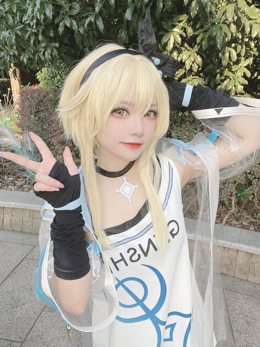 Twitterのコスプレ画像22