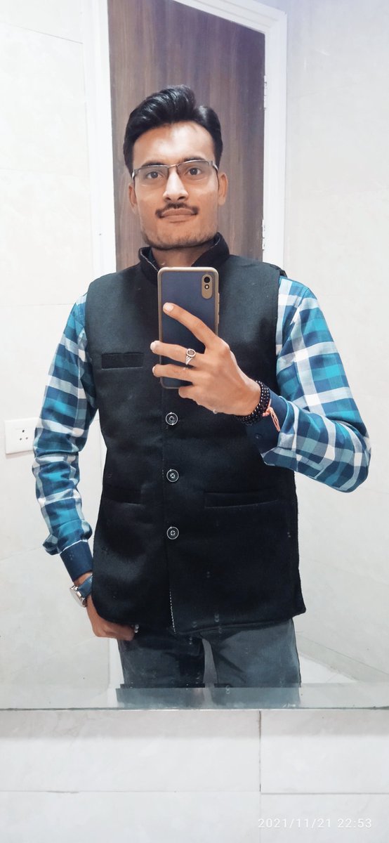 Yash_Mah006399's tweet image. Silent is more dangerous 
   Than
          Noise........ 
#yashmaheshwari
#commercetech.