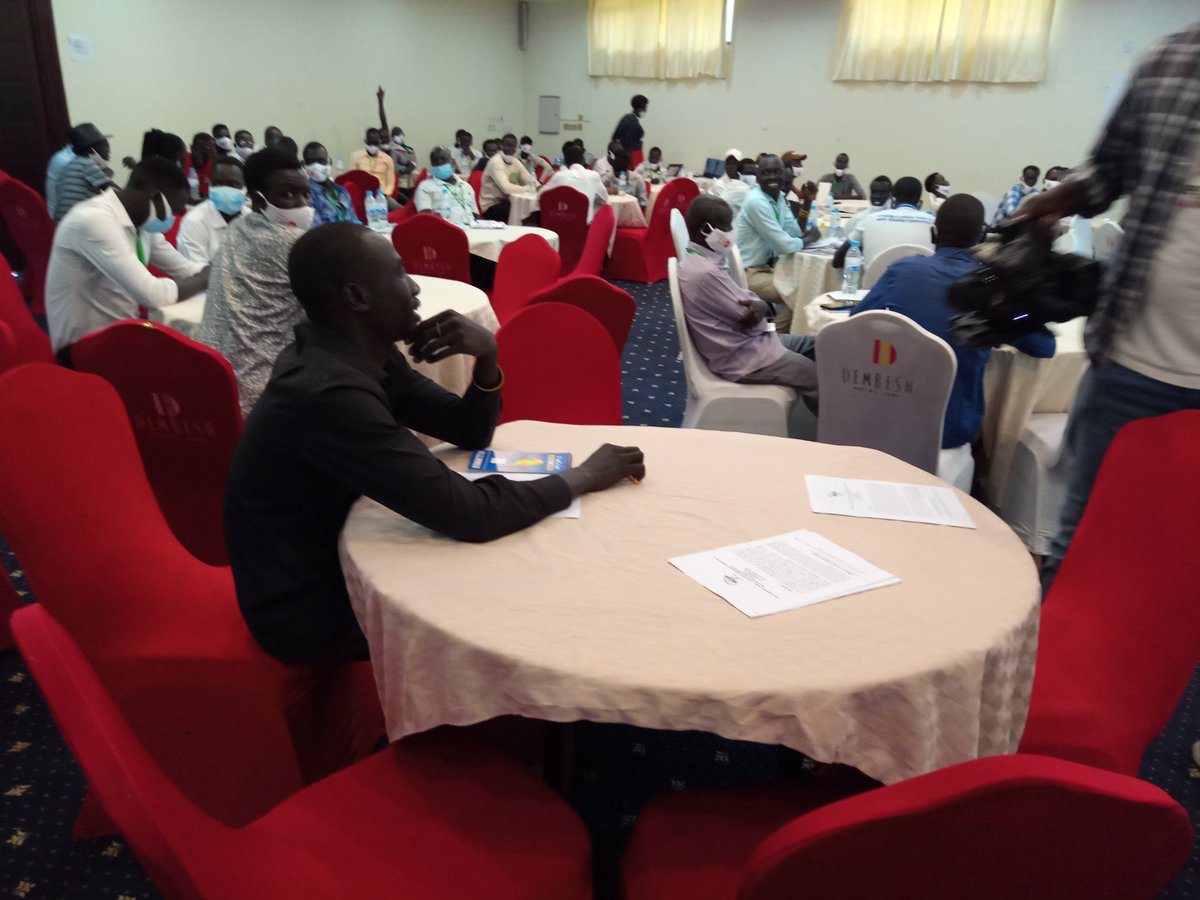 dux_david's tweet photo. Qn. Who is man?
Participant at the male conference. My father told me that a man is that person who doesn't joke with women at night, he goes five to six rounds at night
#Champion4her
@SAADO_SSD @UNFPASouthSudan @ShababLe https://t.co/W7AdQ860jj