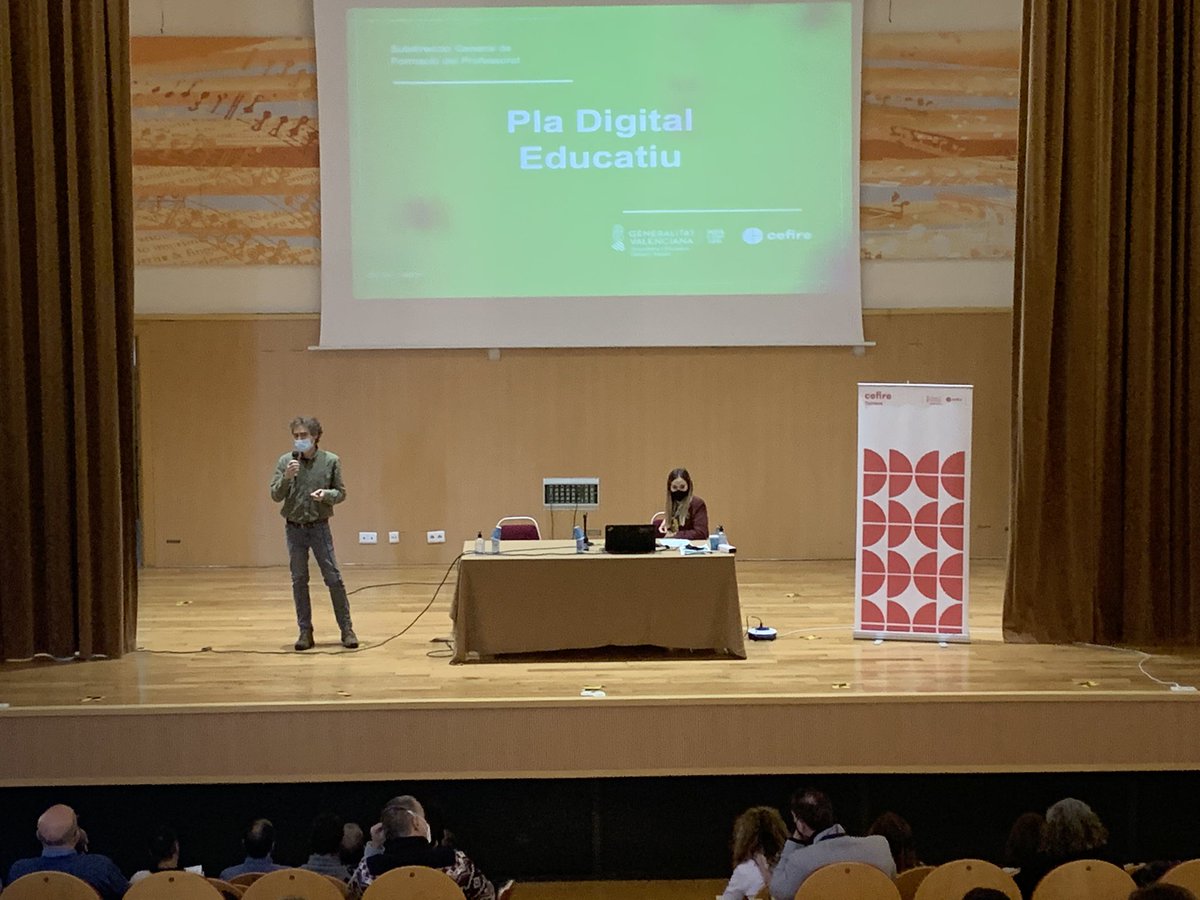 🟢Presentació del Pla Digital Educatiu a Torrent. Comencem✨🚀<a href="/GVAeducacio/">GVA Educació</a> <a href="/GVA_Cefire/">Formació, Innovació i Recursos per al Professorat</a> @CEFIREambitTIC 
#PlanDigitalEducativo #ComDigEdu #NextGenerationEU