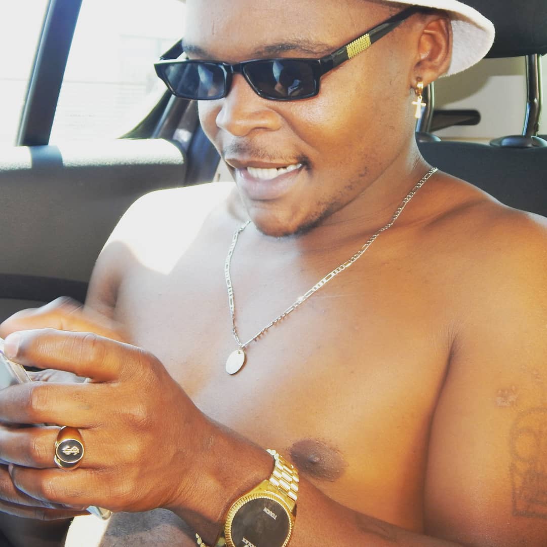 Pari016za's tweet photo. #mafianGang https://t.co/SfLWUjES79