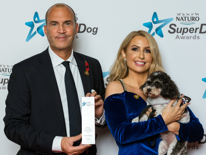 superdogawards's tweet photo. Even though she crossed the rainbow bridge in 2016, Lucy's legacy of love is as strong as ever and thanks to her adoring fans and our panel of judges, Lucy was crowned SuperDog Of The Year!

We had the chance to chat with her paw-rent, Lisa Garner:https://t.co/GJAoPrxW4l https://t.co/qbdI2HgEuC