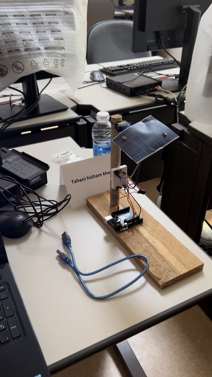 يبارك الفرع الطلابي لمنظمة IEEE بجامعة جدة للطلاب الفائزين في مسابقة "الاردوينو" 

-سطام السلمي 
-تهاني خوج

بهدايا قيمة مقدمة من  الراعي للمسابقة متجر "ielectrony".

مع تمنياتنا لهم بمزيد من الابداع والنجاح 🤩🦾