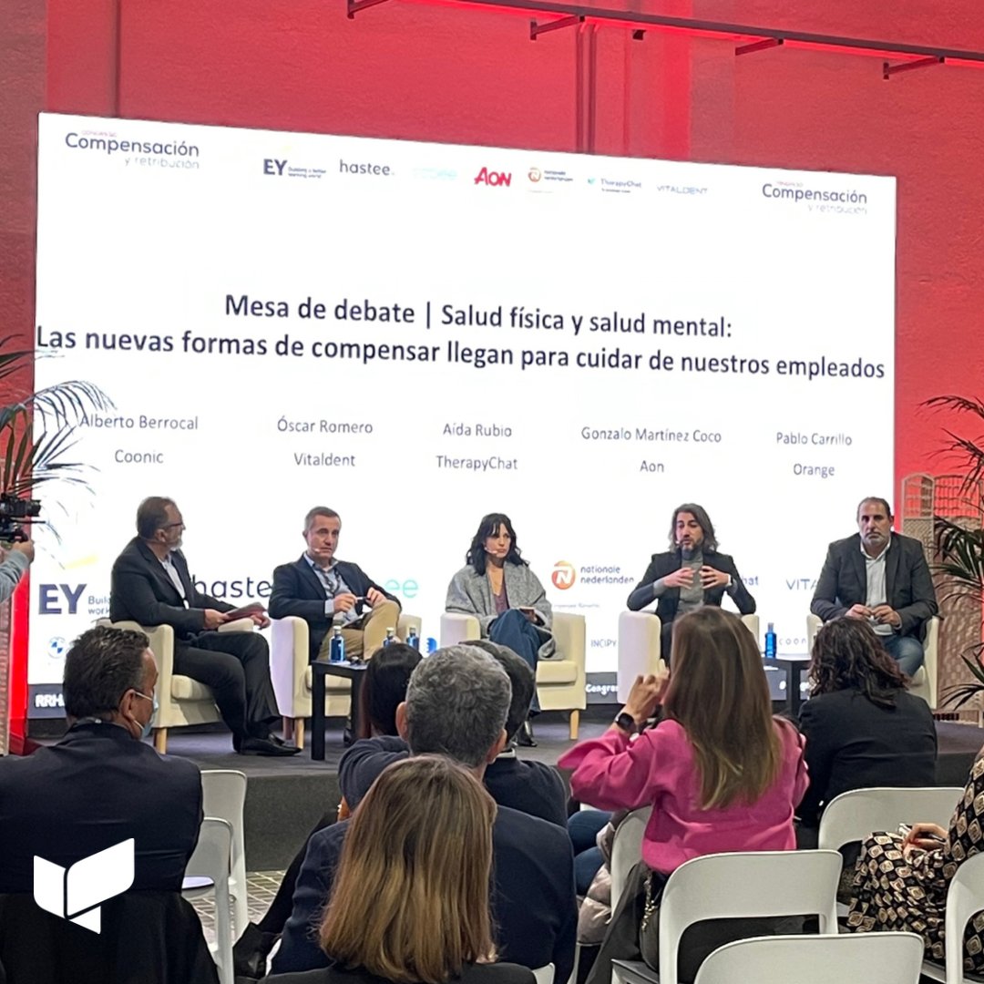 Therapyside's tweet photo. 🤝Hoy estamos en el 5º #CongresoCompensacion, organizado por @RRHHDigital, hablando de salud mental y nuevas formas de cuidar a los empleados con unos acompañantes de lujo: @orange_es, @vitaldent_es,@Aon_Espana.
#Therapy4business #Compensacion #Beneficios https://t.co/GNDa0kFiAD