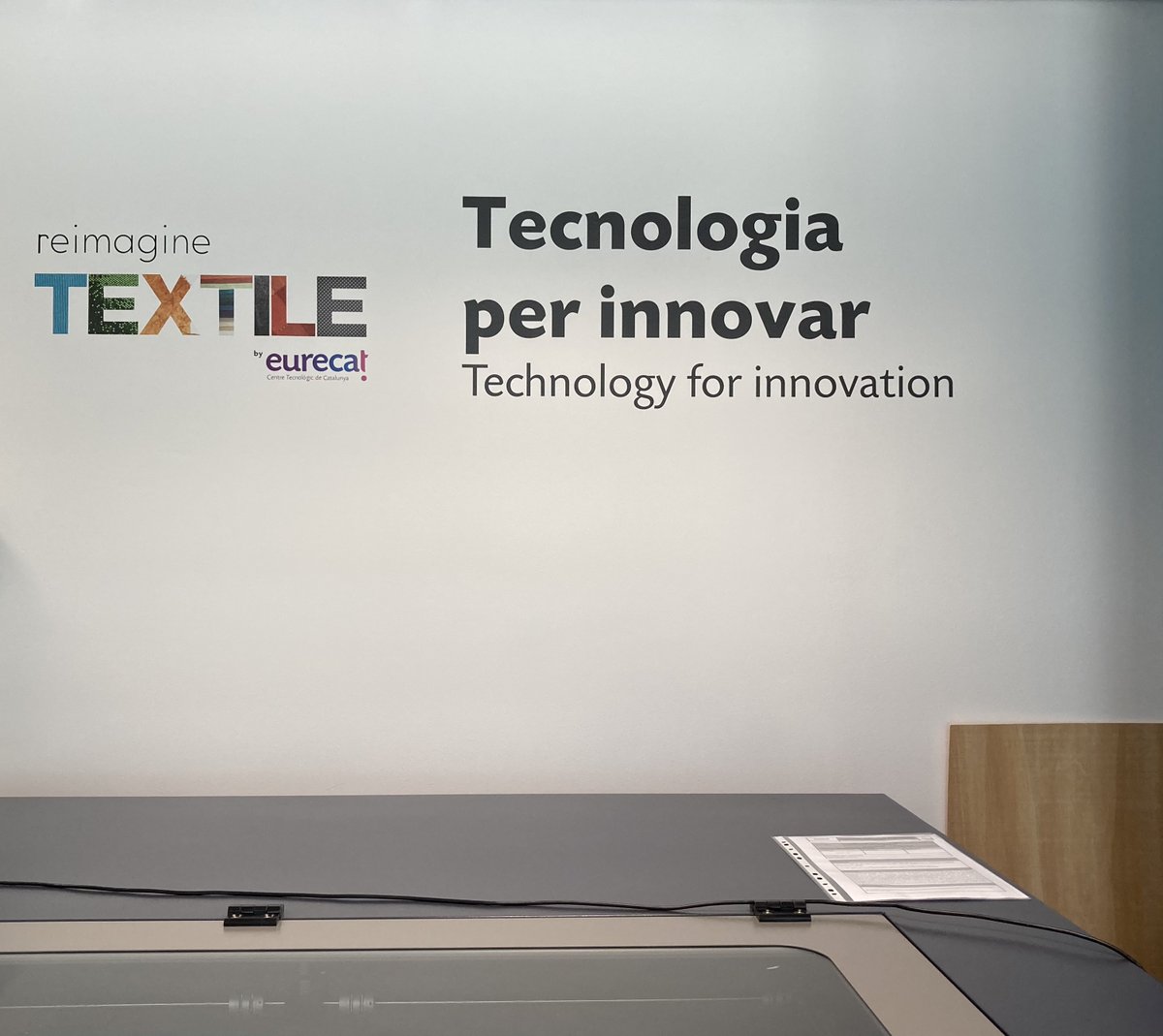 Movingmood's tweet photo. Últimos días para inscribirse!
Aprende a diseñar #ModaInclusiva con el #workshop de 
@Movingmood  y @Eurecat_news 
3 días de formación +  co-diseñar con personas con discapacidad+ usa #tecnologíaTextil 👩‍🦽👕👚🦾  
Del 30/nov al 2/dic
Info:  https://t.co/HTWMT7cUd7 https://t.co/yGV5pYx5d1