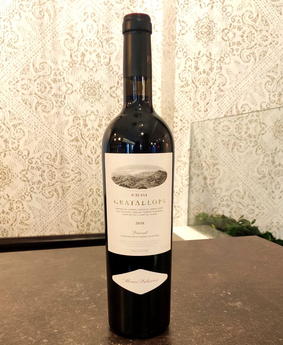 El 𝑽𝒊 𝒅𝒆 𝑽𝒊𝒍𝒂 𝑮𝒓𝒂𝒕𝒂𝒍𝒍𝒐𝒑𝒔 de Álvaro Palacios es un vino 🍷 que demuestra la gran estructura y potencial de los vinos prioratinos, vinos frescos con una personalidad muy marcada por el terruño, minerales y poderosos🍇

#RestauranteTámesis #Jaén #VinosJaén