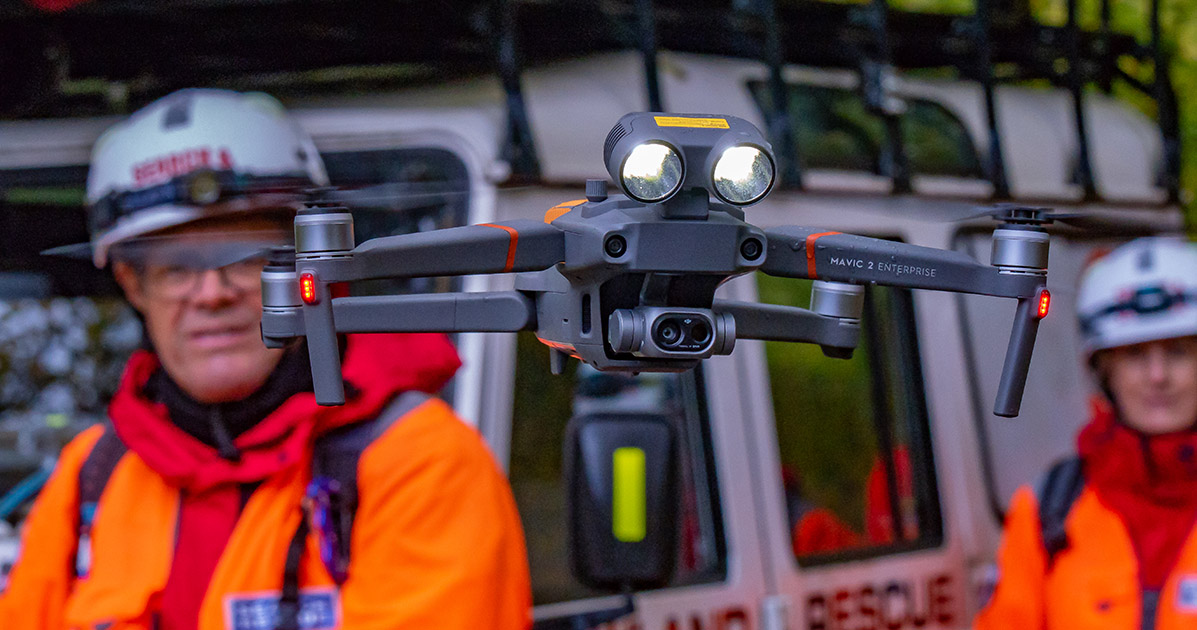 BTBusiness's tweet photo. Will #drone tech have a positive impact in our future? 7 in 10 Brits think so, with 49% naming human safety as the biggest benefit of the emerging tech. Find out more in our research with @altitudeangel led “Project XCelerate” Consortium: https://t.co/3e5cyFa6tE #dronesforgood https://t.co/p3phldNloy