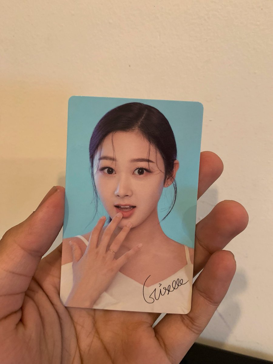 แจกการ์ด Mediheal1 จีเซล ฟรี!

📌กติกา : รีทวิต + ฟอล
📌ผมส่งฟรีให้แบบ EMS 
📌ของแท้ 100% ครับ

ขอให้ทุกคนโชคดีนะครับ
ประกาศผลวันนี้ 22.00 น. ครับ
#ตลาดนัดaespa