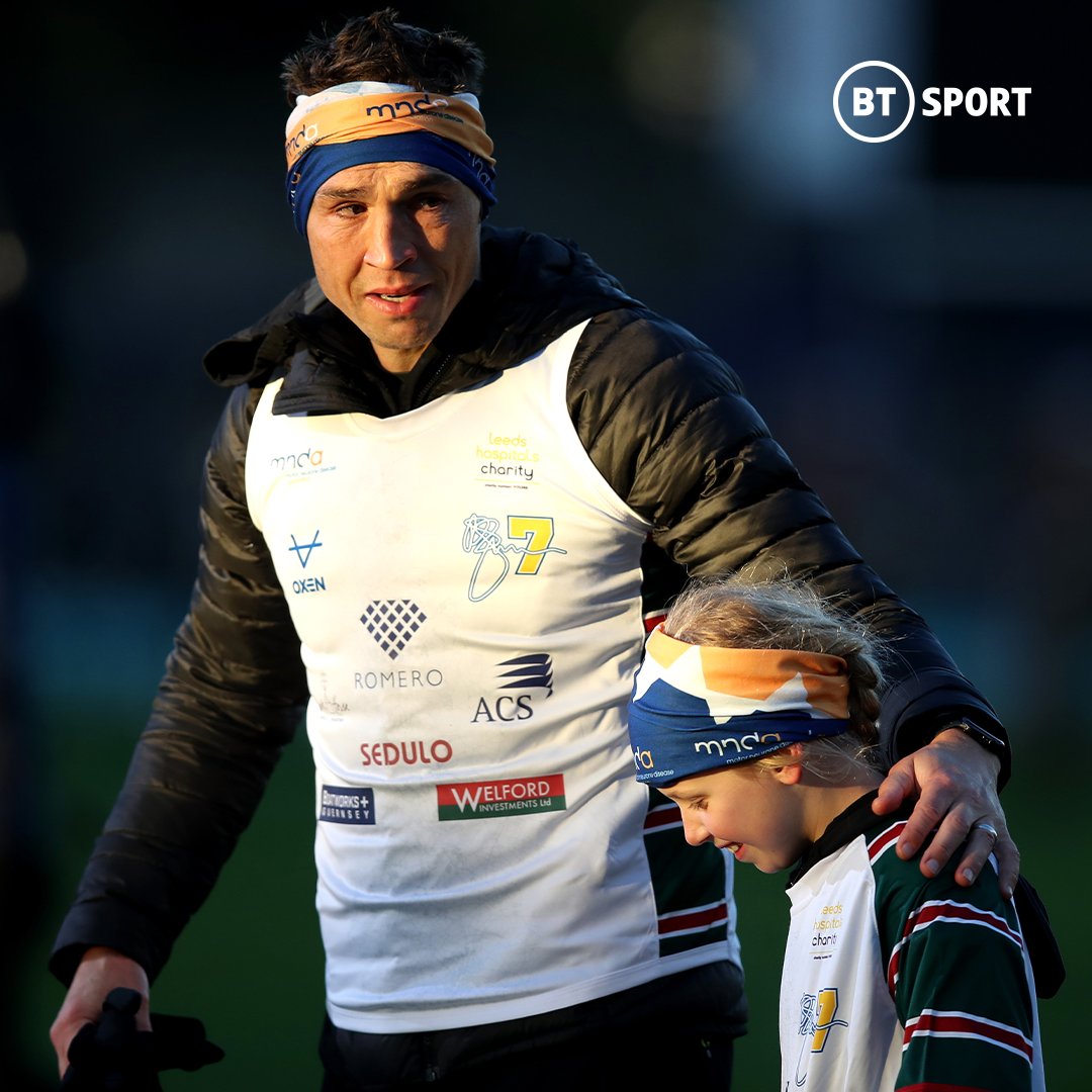 rugbyontnt's tweet image. Inspirational.

Kevin Sinfield completes his 24-hour 101-mile run raising money and awareness of motor neurone disease.

The @LeicesterTigers coach, who finished his Extra Mile Challenge with the daughter of Rob Burrow, Macy, has raised more than £700,000.

#TheExtraMile