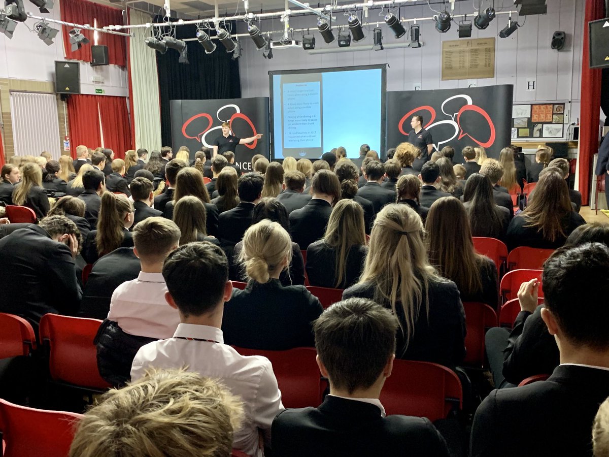 HumberstonA's tweet image. Thank you to ⁦@saferroadshumb⁩ and ⁦@theatrePiE⁩ for delivering ‘Braking Point’, a road awareness presentation to our Year 11 students accompanied by Humberside Police and Crime Commissioner, Jonathan Evison. #staysafe #safedecisions