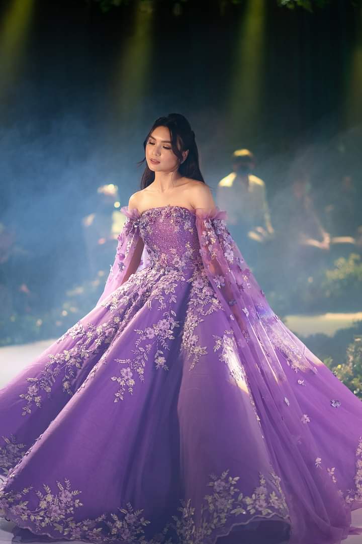 violet gown for 18th birthday for Sale 
