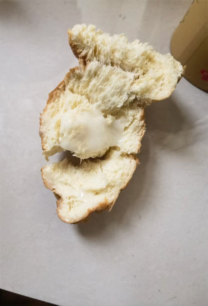 MESTER54870288's tweet photo. 各位骚狗的盲盒狗粮准备发货，看那只骚狗运气好拿的到夹你爹精液的面包，还有洗脚水
#原味 #盲盒 #白袜 #精ye #收奴 #压榨 #无脑上供 https://t.co/evlYk8B3Cq