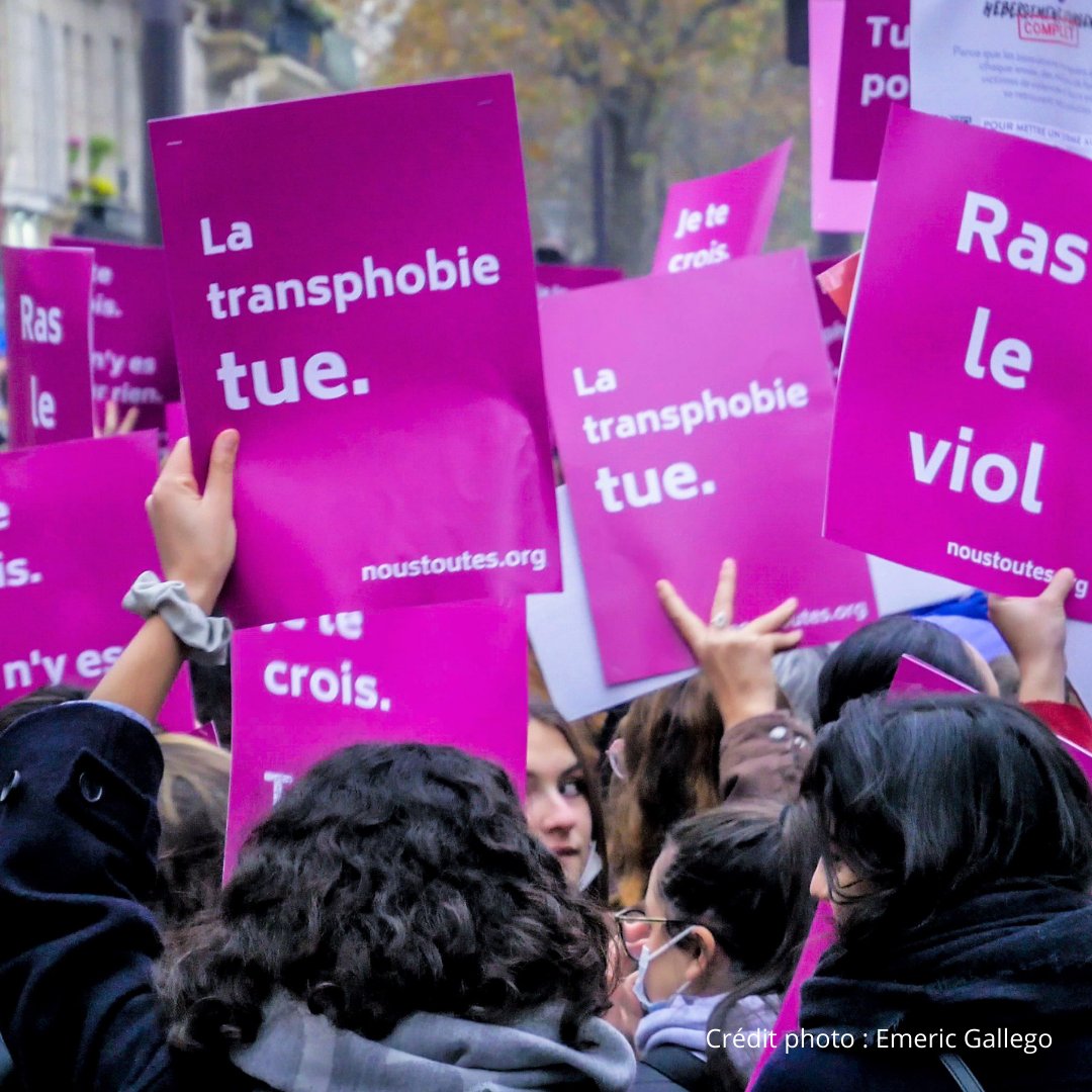 NousToutesOrg's tweet photo. C’était … incroyable ! ✊🔥

Samedi 20 novembre, les manifestations #NousToutes ont rassemblé plus de 50 000 personnes à Paris et partout en France. Une marée violette a déferlé dans les rues pour dire son refus des violences sexistes et sexuelles. https://t.co/e9ARu0a3yx