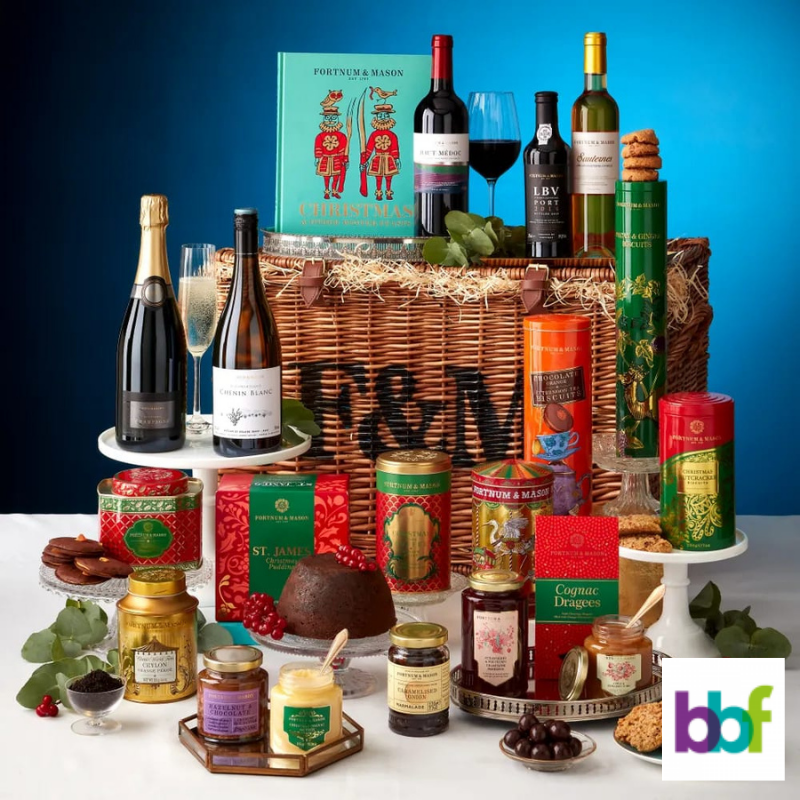 buddybagsuk's tweet photo. Would you like to #win a £300 Fortnum &amp; Mason Luxury #Christmas Hamper? Enter the #raffle for your chance to win! Tickets are £10 and 100% of the money is donted to the BBF.

To enter, please visit https://t.co/KmaBjGTKic

#ChristmasHamper #ChristmasPrize https://t.co/Yb2nejtG38