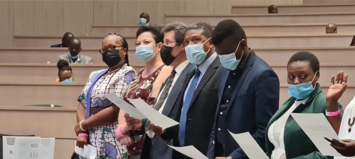 DAGauteng's tweet photo. Randall Williams, Christo van den Heever and Kathlego Mathebe are sworn in as councillors in the City of Tshwane.

#RandallForMayor #Tshwane https://t.co/6aRrh3Lddo