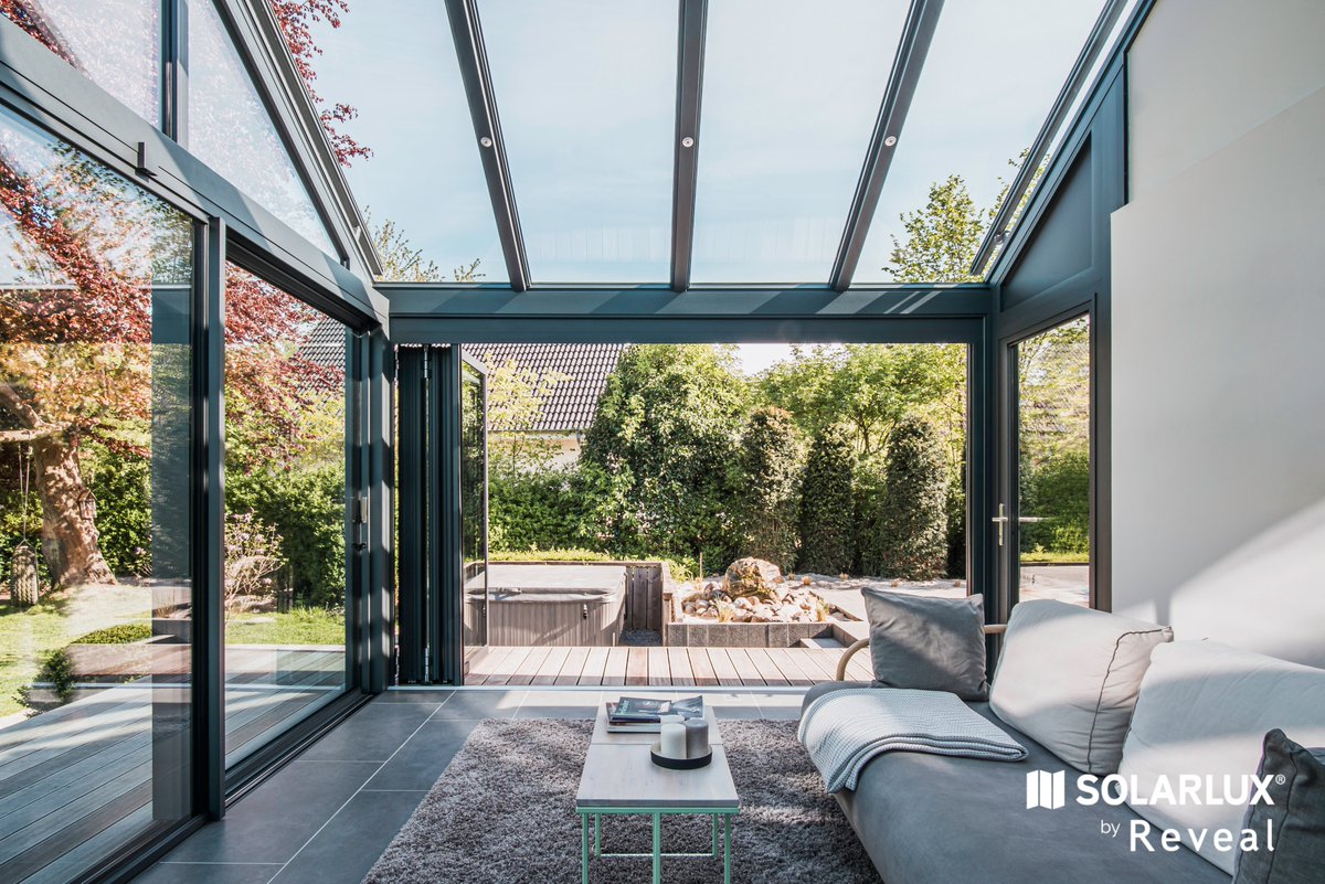 RevealDoors's tweet photo. Aluminium looks striking and is perfect for exterior frames because of its durability and low maintenance. 
Its strength means large glass panes can be incorporated within slender frames - flooding your home with natural light and creating a seamless blend between inside and out. https://t.co/5U5MCOPtVE