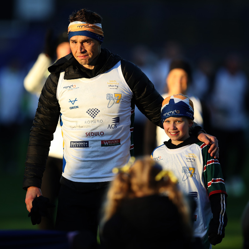SkySportsNews's tweet photo. Former Leeds captain Kevin Sinfield raised over £600,000 for charity after completing a 101-mile run in 24 hours.
