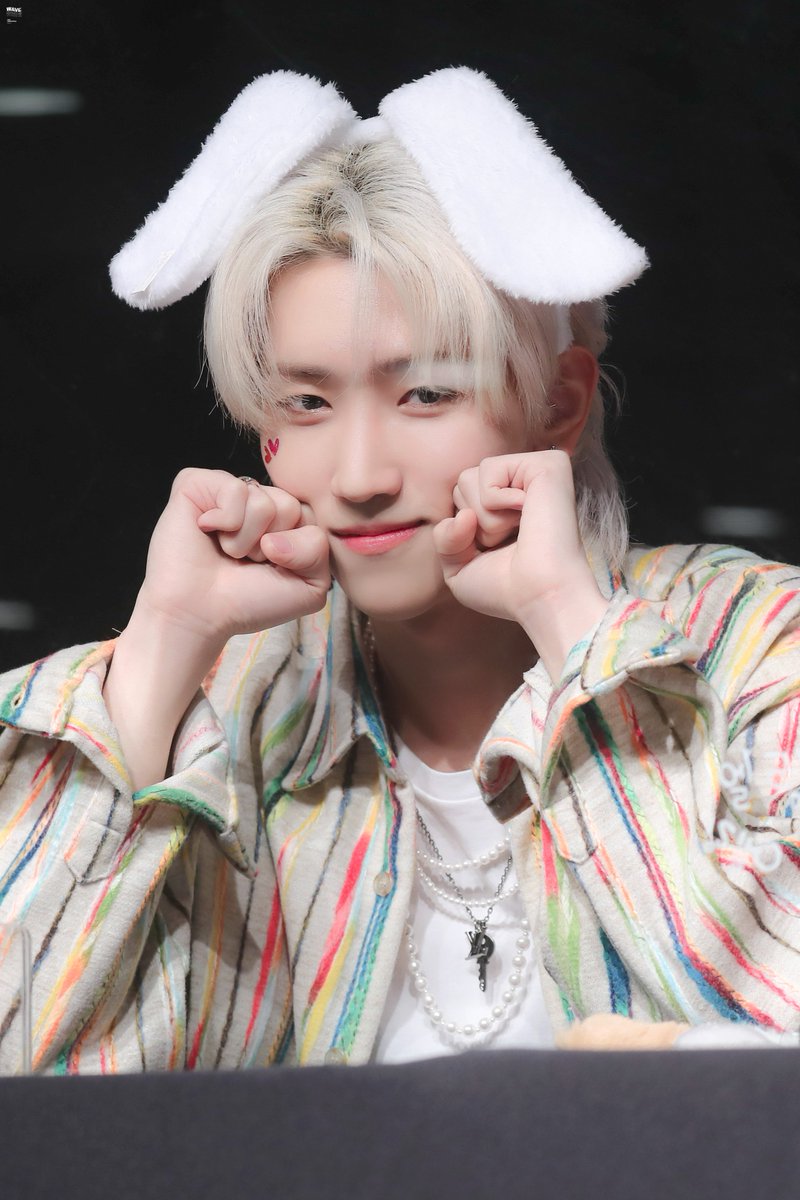 211121 

몇살이냐..?

#엘라스트 #ELAST <a href="/ELASTofficial/">E'LAST(엘라스트)</a>
#백결 #백선우 #서누짱 #BAEKGYEUL
#투라이 #To_Lie