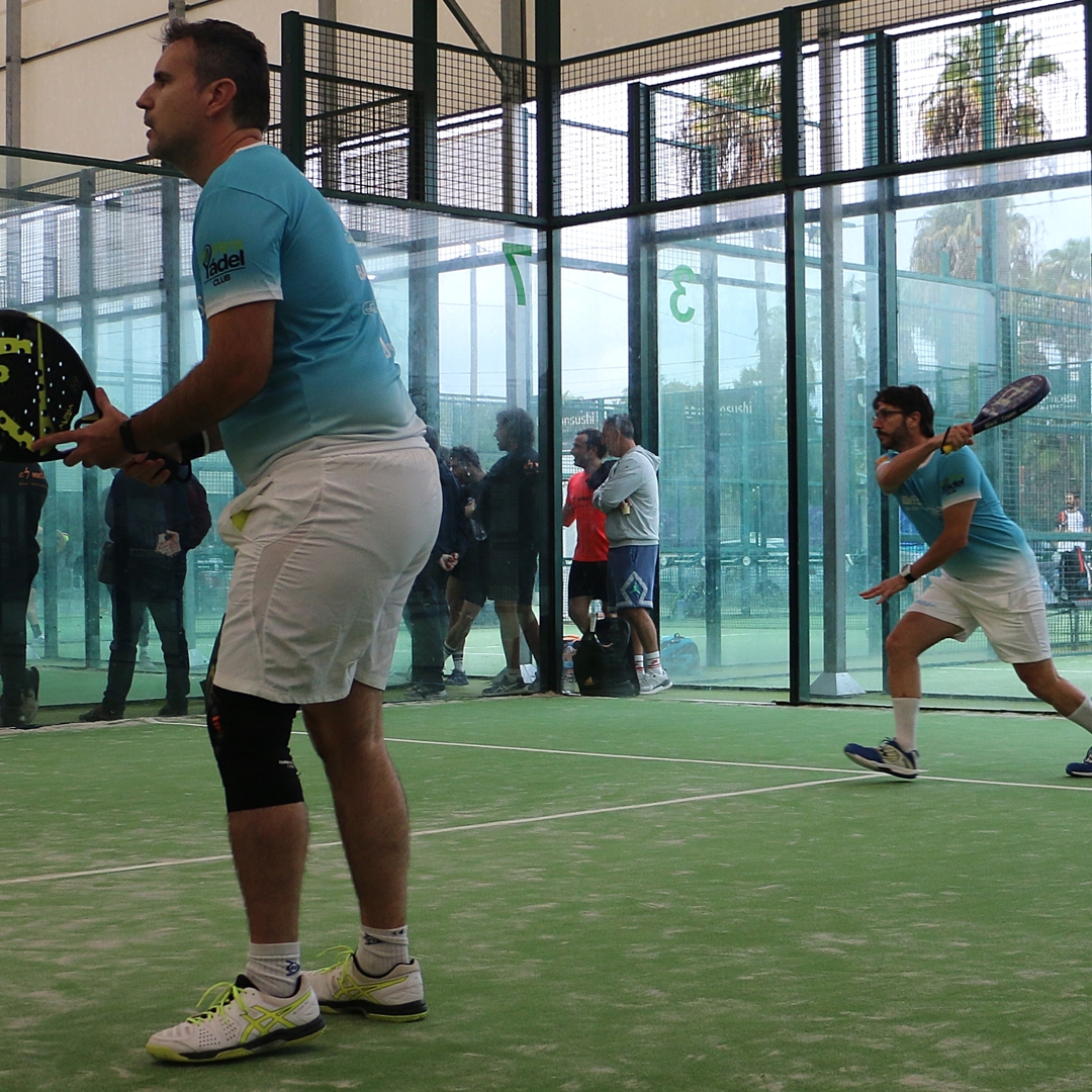 👏Debut y buenas sensaciones del nuevo equipo de Pádel Veloviajes en la liga Font Vella de la <a href="/FPadelIB/">Federació Pàdel IB</a> 

🦸‍♂️ ¡Nos queda mucha liga por delante!

Colaboradores: <a href="/flycademy/">flycademy</a>, <a href="/gardenhotels/">Garden Hotel Group</a>, <a href="/Balearia/">Baleària</a>, Alberto Cerdan Palma, Reclam2012.

#Veloviajes, viviendo y apoyando el deporte.