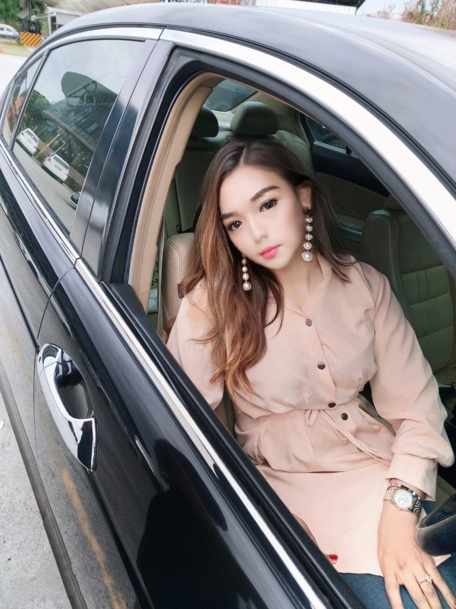AppleZara4's tweet photo. กลับก่อนนะ 😍😍😍 https://t.co/bVk06NsWpJ