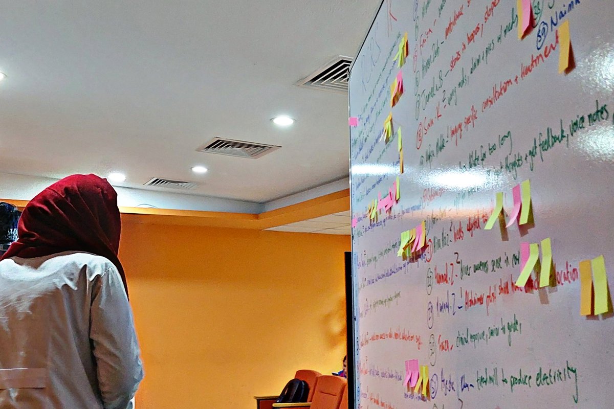 br_bangash's tweet image. Wall of ideas 💡 
@pmlabpk 
@ShahramYusuf 
@shaguftarehmat 
#PMLhacks #LifeatPML #PMLHealth