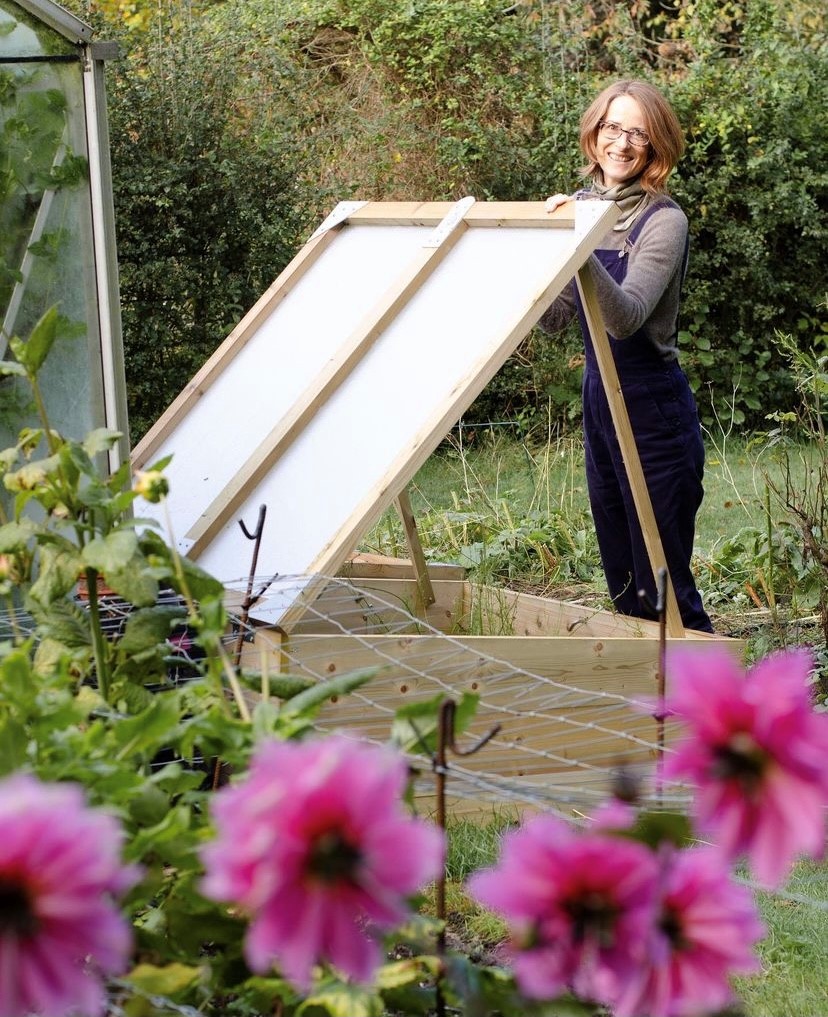 HarrodHort's tweet image. Do you think a #coldframe could benefit you this winter? Our friend Brigitte from @mossandstoneuk gives us an insight into how she plans to use them in her garden as temperatures begin to plummet! 🌷

See the blog here: ow.ly/R3yY50GT5aA