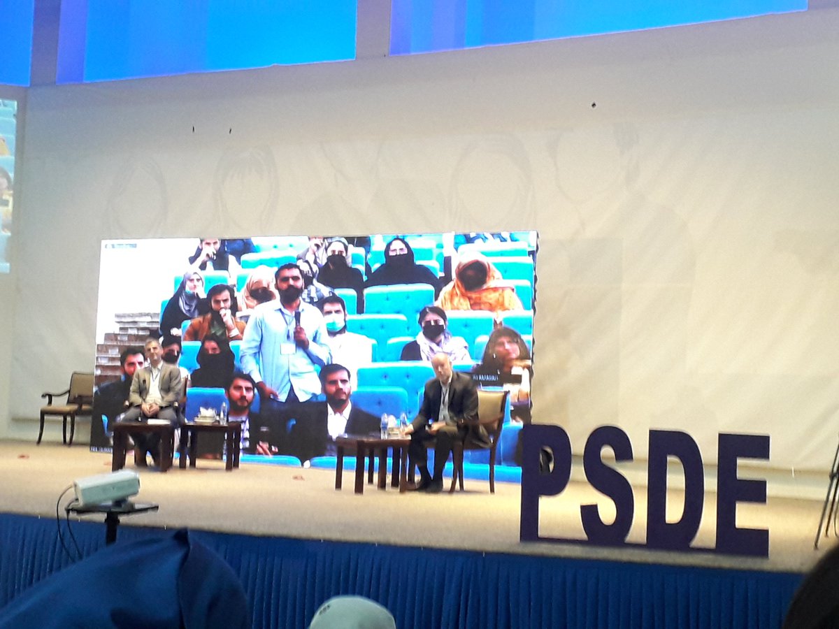 Raheem07635899's tweet photo. Hans Timmer, Regional Chief Economist World Bank. @PIDEpk @agmpsdepide https://t.co/WYBiO7LFoC