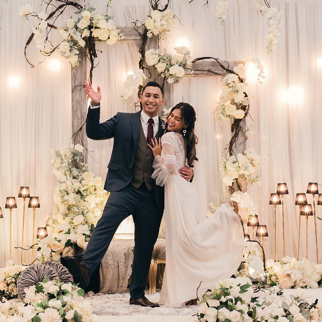 rocketvows's tweet image. 