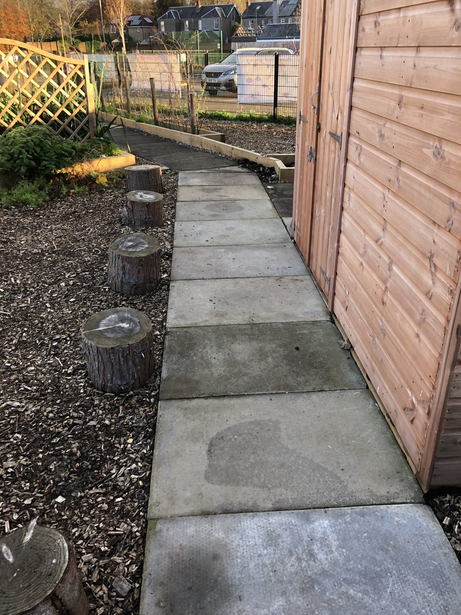 It's European Week for Waste Reduction and the focus is on Circular Communities.  Did you know that we have over 100 paving slabs in our school garden and they were all collected locally and laid by volunteers, meaning that no new slabs were needed. #ewwr2021 #circularcommunities