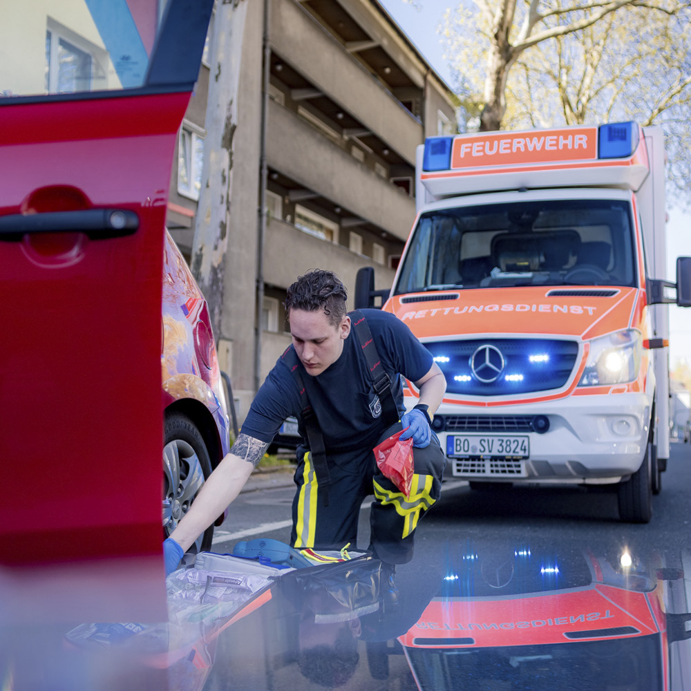 Rettungsdienst's tweet photo. Nordrhein-Westfalen passt Rettungsdienstfortbildung an
Mehr auf https://t.co/3hwP7sdXLA | #Rettungsdienst #Notfallsanitäter #Rettungsassistent #Rettungssanitäter #Notarzt #Fortbildung #NRW #Runderlass #Rettungsfachpersonal
https://t.co/k2sOJE0Ums https://t.co/aPpy5e6KJh