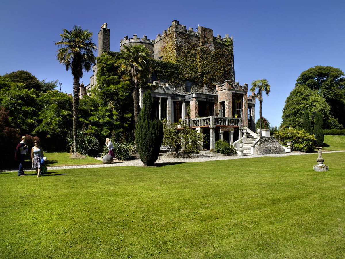 Fáilte Ireland tweet media