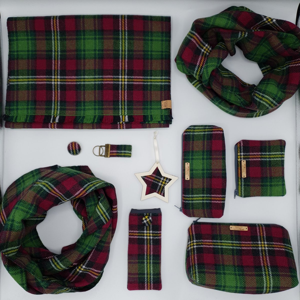 Delighted to introduce the Ochil Flora Tartan.  Pop over to my <a href="/folksy/">folksy</a> shop to read the full story. 
folksy.com//shops/Taffled…
#shopsmall #shopsmallbusiness #tartan #handwoven #handwoventextiles