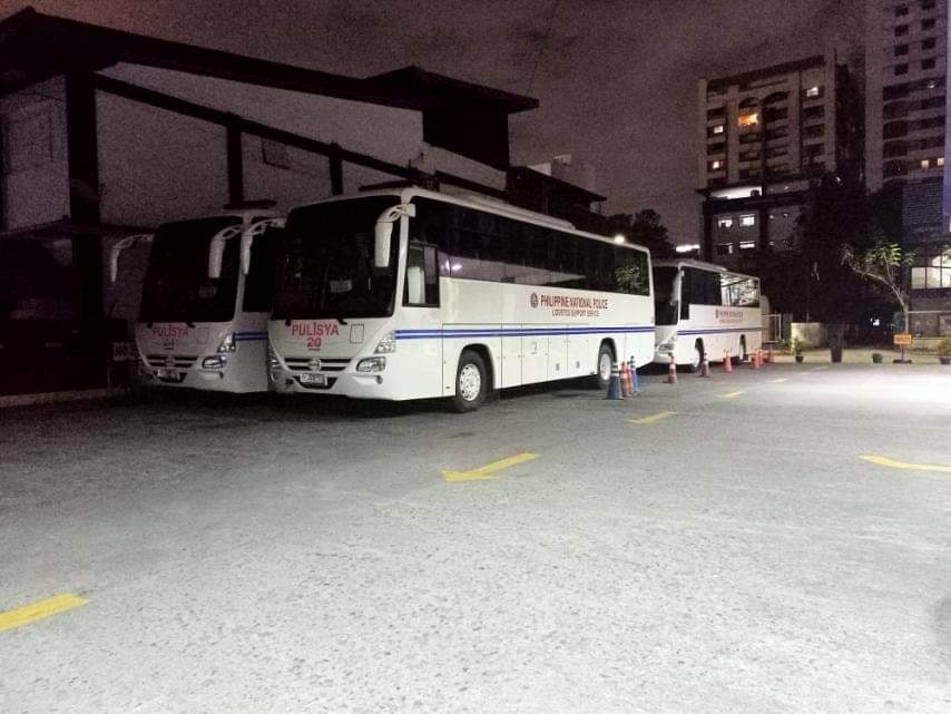 PCRSLSS's tweet photo. "All set and ready for CPNP's Free Point-to-Point Shuttle Service!"
#LSSCares
#WeServeAndProtect
#TeamPNP https://t.co/kiT01kg95d