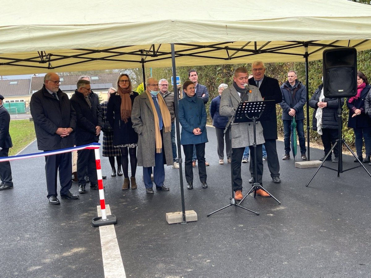 ChristianBruyen's tweet photo. Inauguration de la voie douce Chantal Choubat à #Juvigny Une élue locale engagée, humaniste et exemplaire de courage, au service de ses
concitoyens et au sein du @DptMarne avec @lise_magnier
Bruno Bourg Broc, Jean-Louis Devaux, Sabine Galicher, Jacques Jesson et Fabrice Regnault https://t.co/YPvasXvRtW
