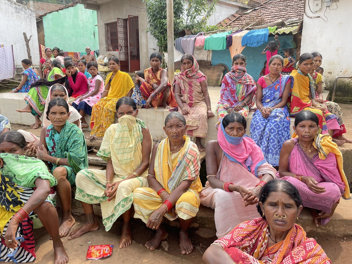 RamaNaga_'s tweet photo. With the protesting people of my home district Koraput to save the hills from bauxite mining by Birla Group's HINDALCO.✊🏾 #SaveMaliParbat https://t.co/j05LQqPqHv